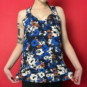Classy floral tank top 🤎💙​​​​​​​​​​​​​​​